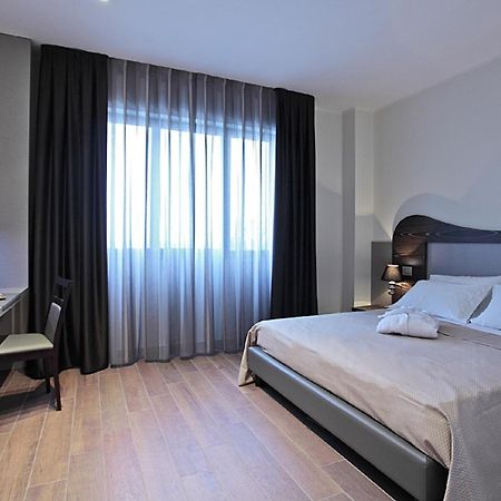 Grand Hotel فورلي المظهر الخارجي الصورة